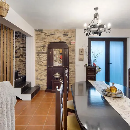 T5 Com Piscina Casa Da Chica Casa de Férias