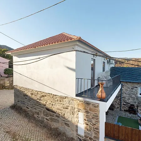 Nyaraló T5 Com Piscina Casa Da Chica