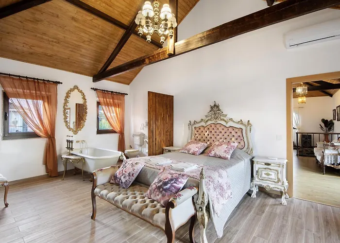 Hébergement de vacances T5 Com Piscina Casa Da Chica