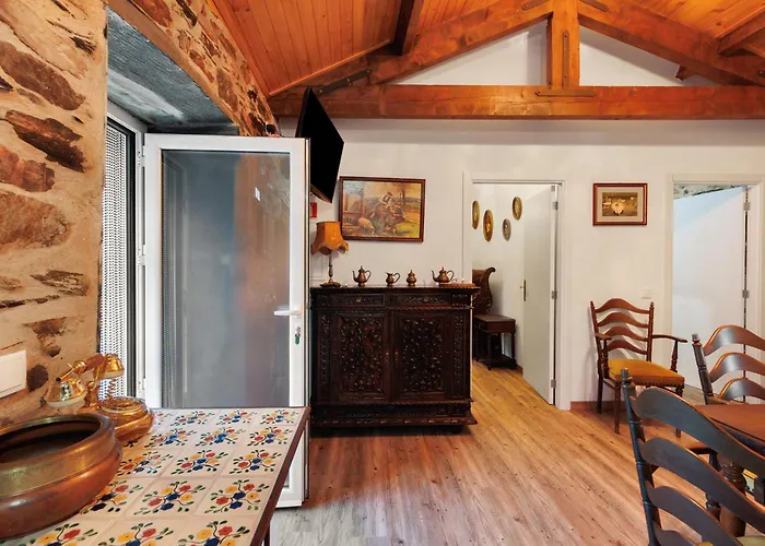 T5 Com Piscina Casa Da Chica * Espiunca