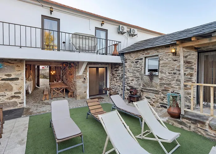 T5 Com Piscina Casa Da Chica Hébergement de vacances *